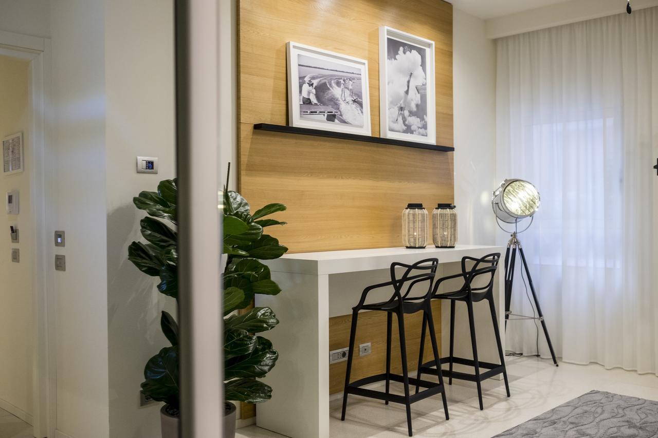 Metropol Ceccarini Suite - Luxury Apartments リッチョーネ エクステリア 写真